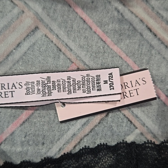 Lot of Victoria's Secret Panties - The Cotton Lace Pack - Picture 13 of 16